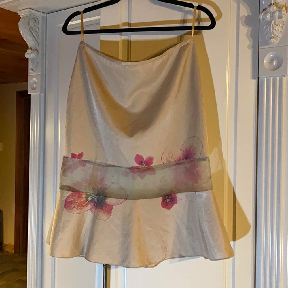 Medium Skirt by DKNY size 8